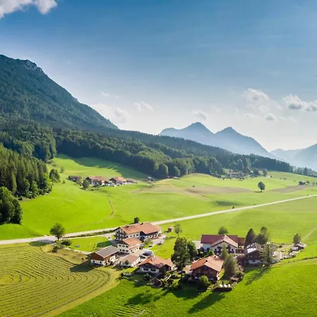 Aschenauer Hof شقة